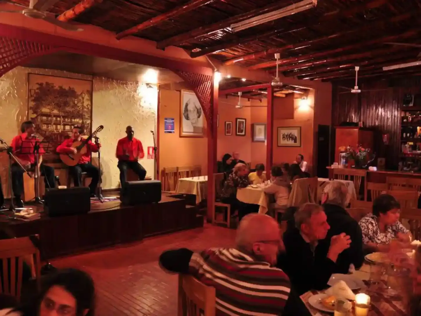 Peñas Criollas y Espectáculos de Música en Vivo en Cusco