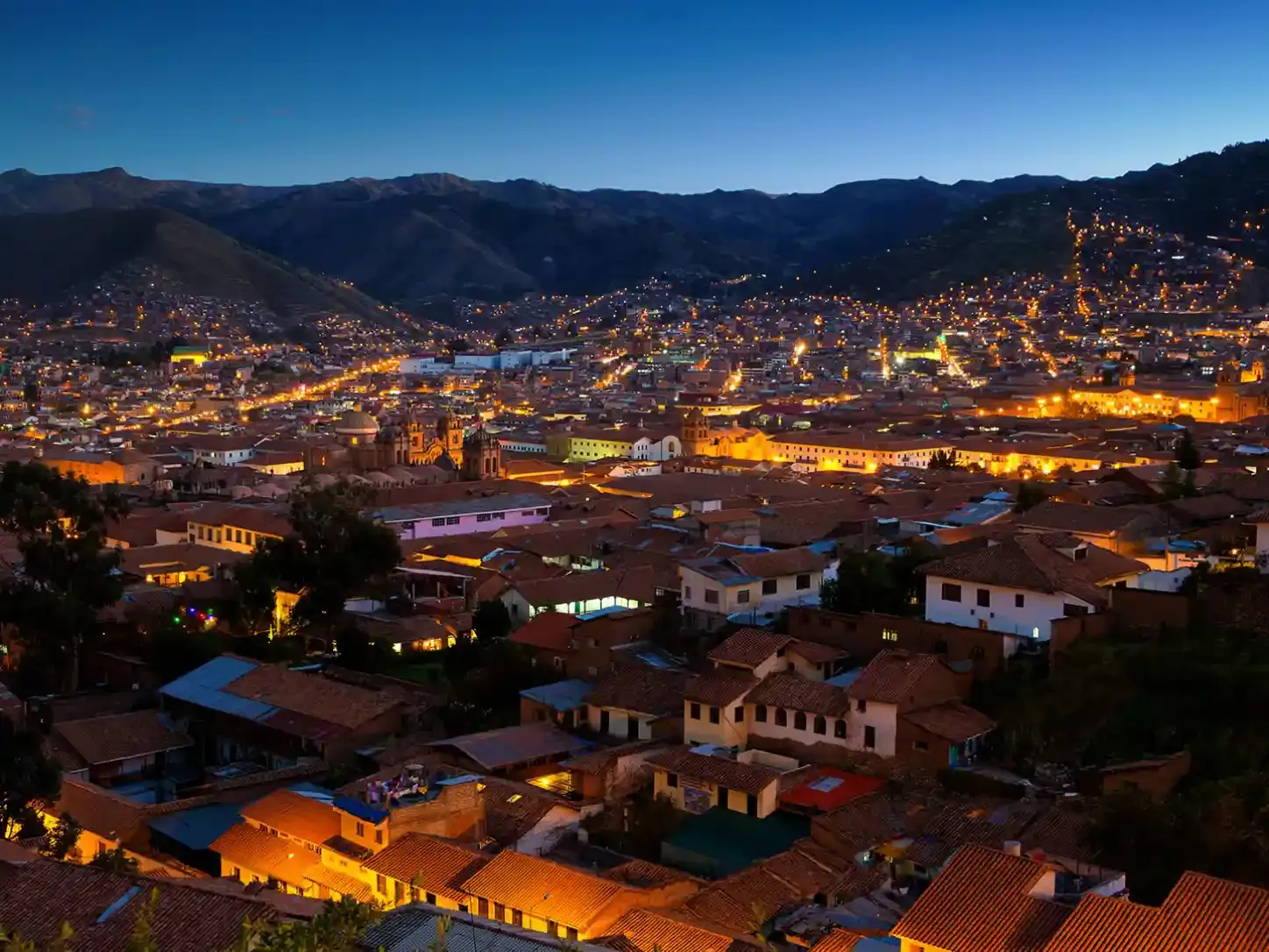 Cusco de Noche